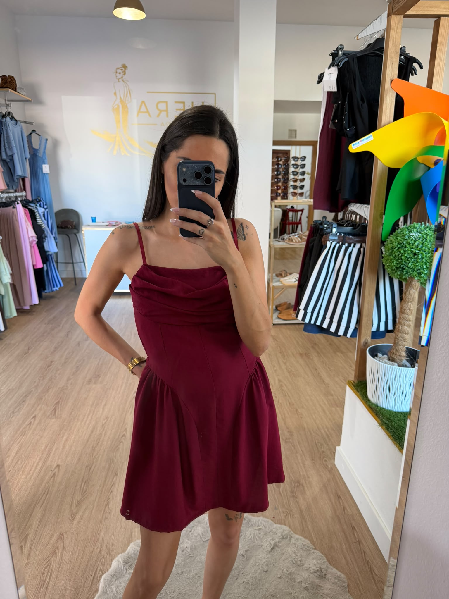 Vestido Mini Estilo Corsé con Escote Drapeado / Vestido Corto de Tirantes