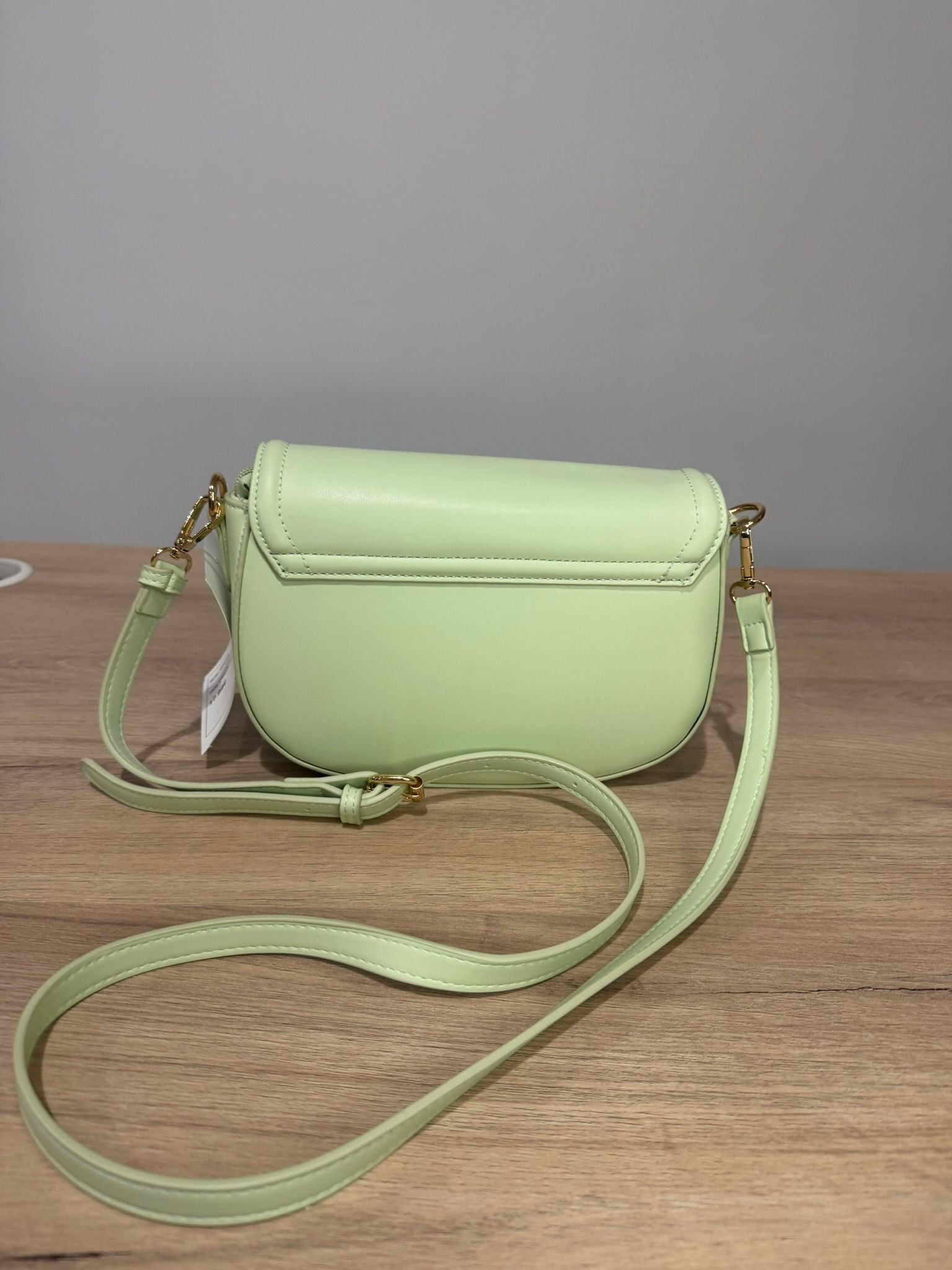 Bolso green-Bolso Bandolera "Saddle" Verde Menta – Estilo Retro Chic