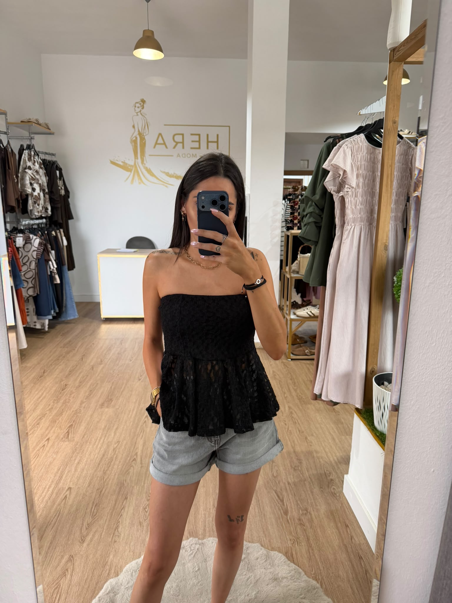 Top palabra de honor de encaje con peplum / Corset sin tirantes