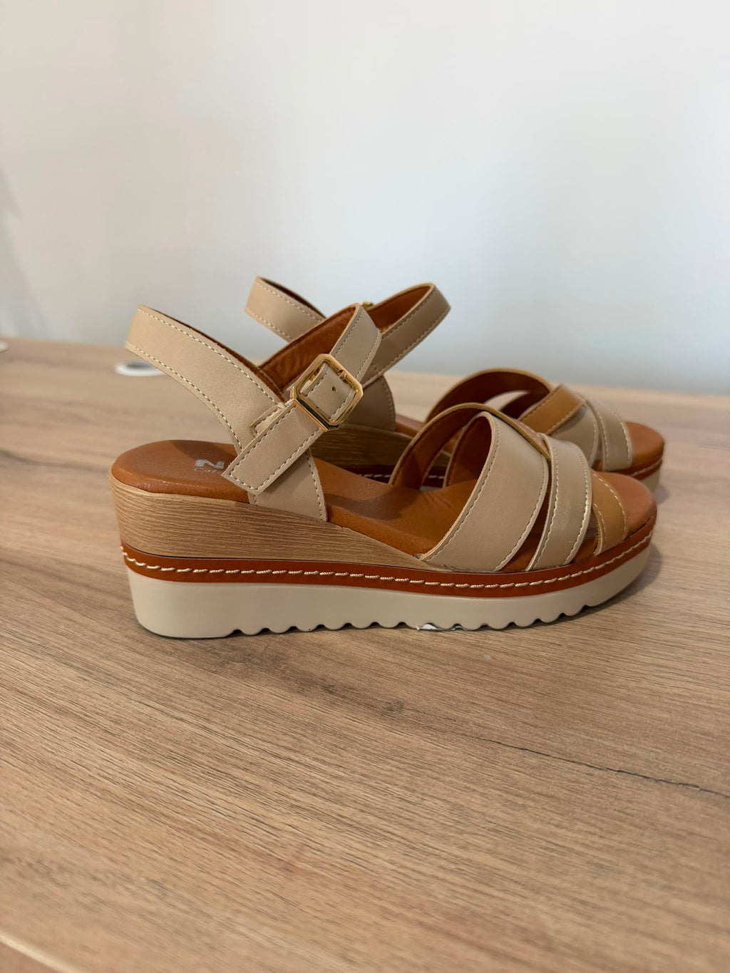 Sandalias de Cuña Media con Tiras Cruzadas - Sandalias Plataforma Cómodas Beige