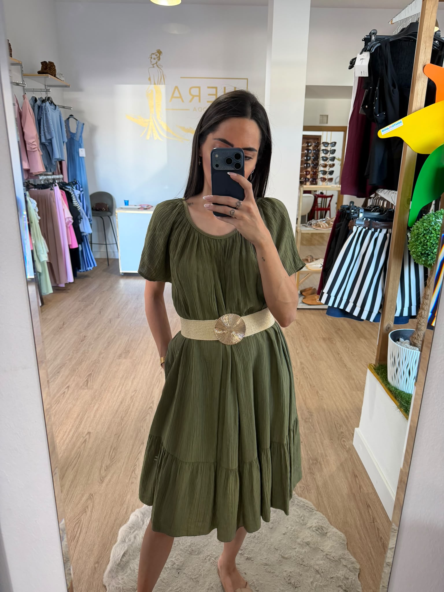 Vestido Midi Bambula Texturizado / Vestido Fluido de Manga Corta con Volante