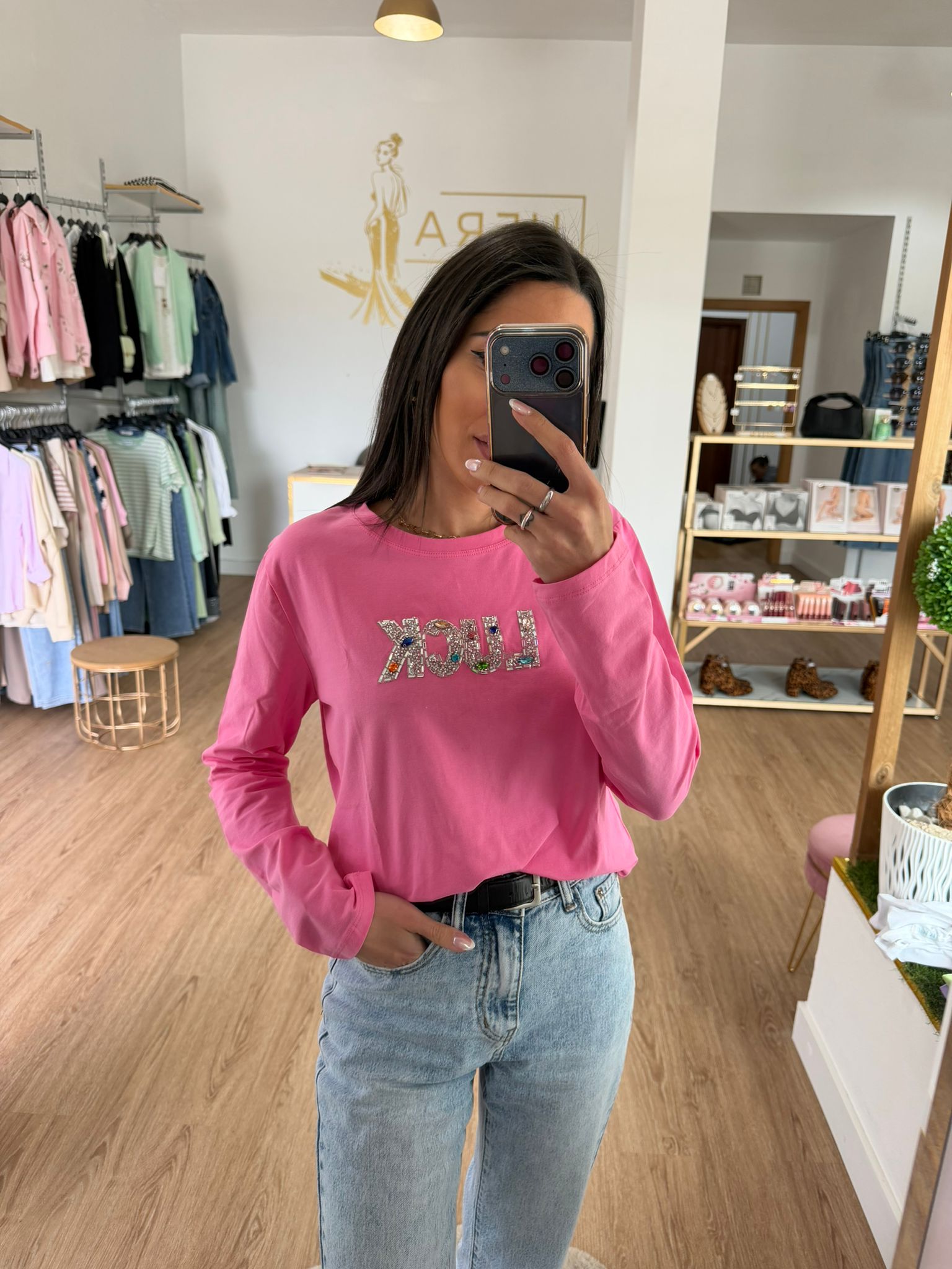 Camiseta de Algodón Manga Larga "Luck" con Brillitos – Estilo Casual Chic