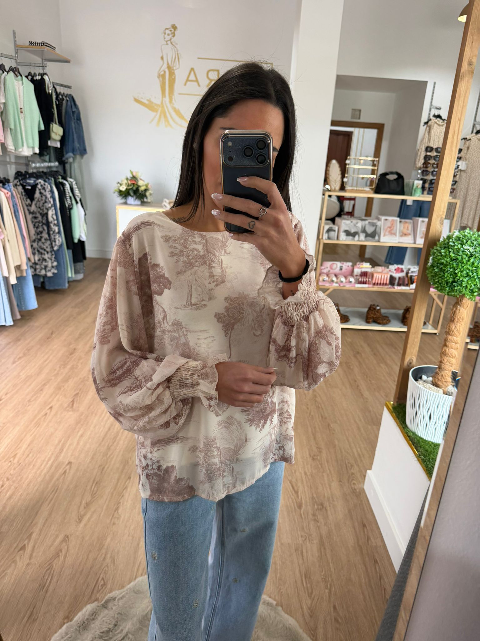Blusa Fluida con Estampado y Mangas Abullonadas - Estilo Romántico Francés